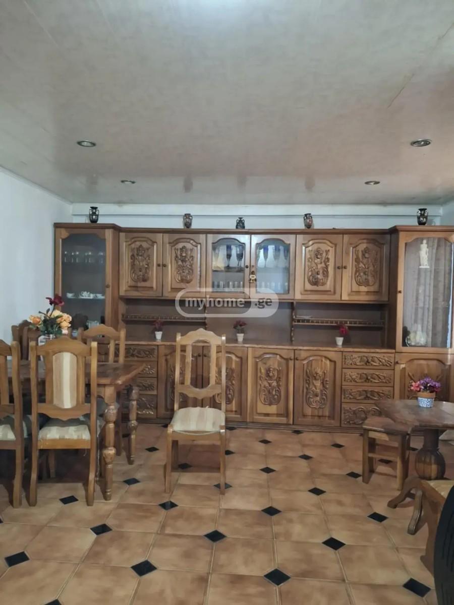 ჭავჭავაძის გამზ.  - 4 rooms