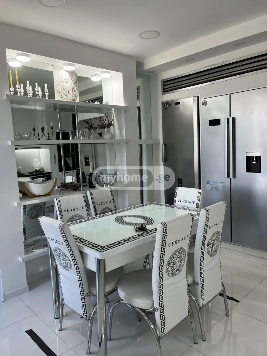 ნიკეას ქ.  - 3 rooms