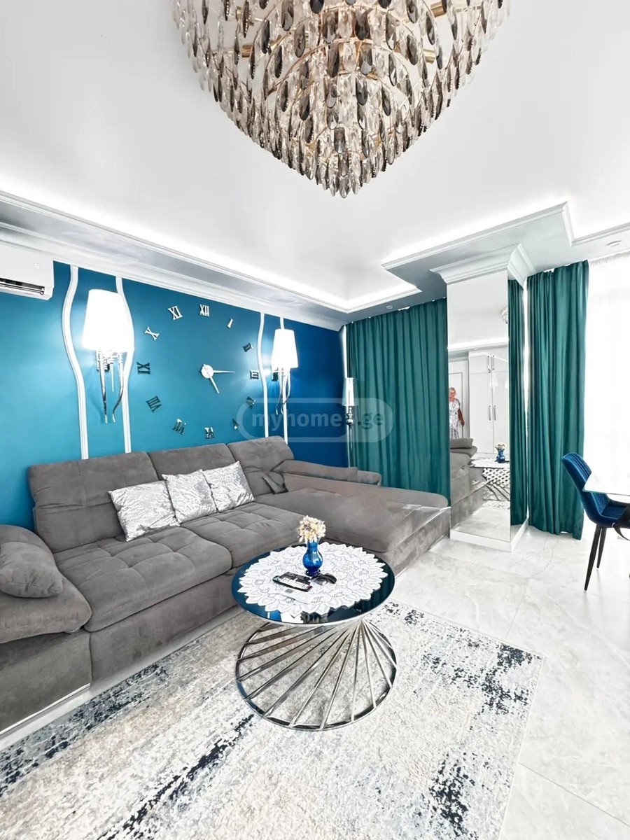 კაჩინსკი ლ. და მ. ქ. 8 - 2 rooms