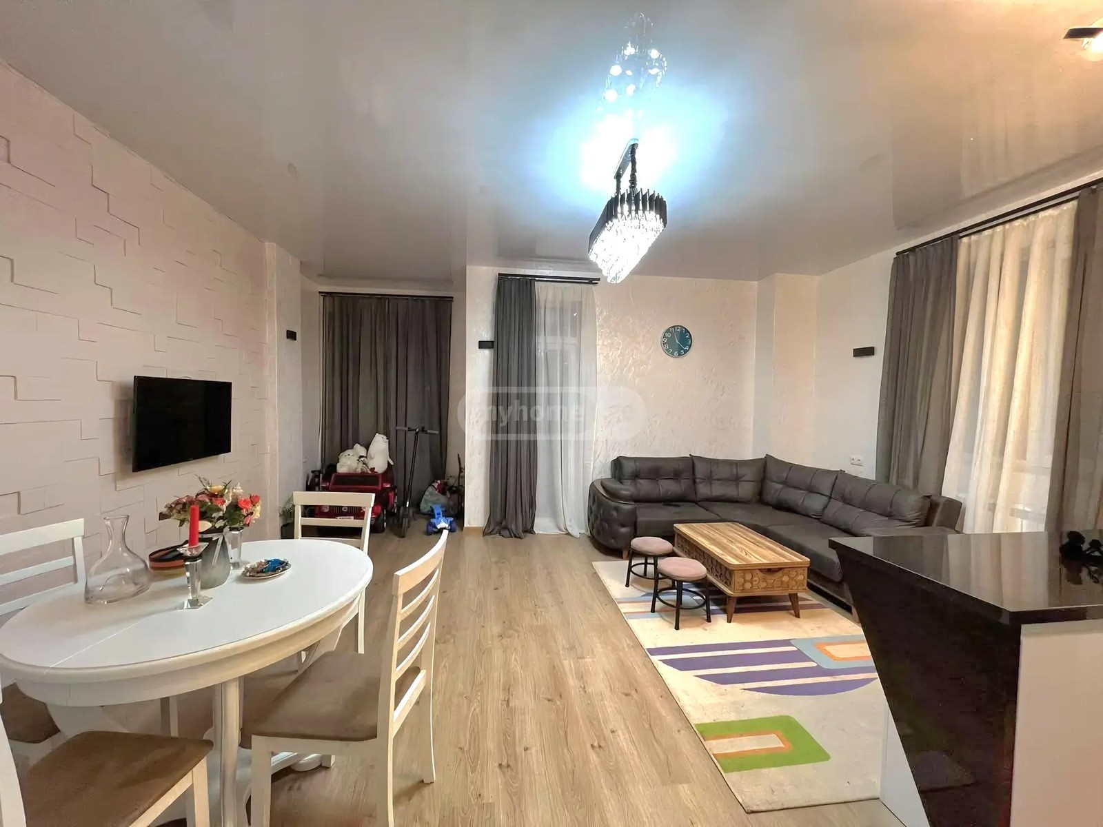 რურუა პ. ქ.  - 3 rooms