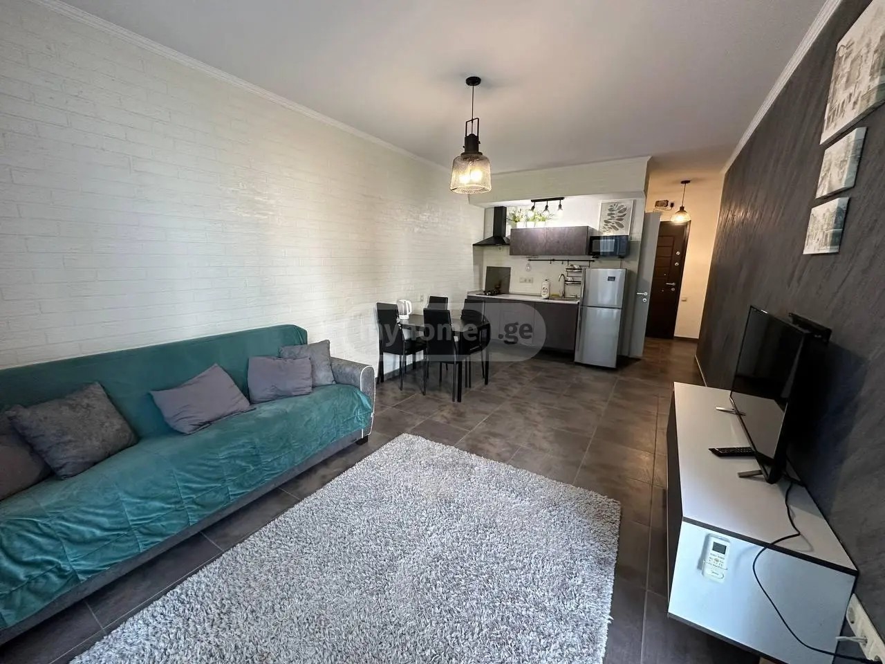 ნიჟარაძე რ. ქუჩა 3 - 2 rooms