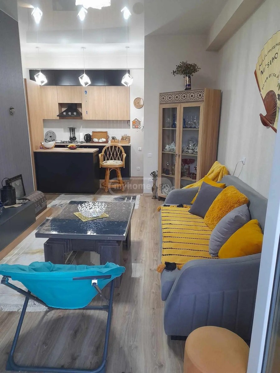 მირიან მეფის ქ. 39 - 3 rooms