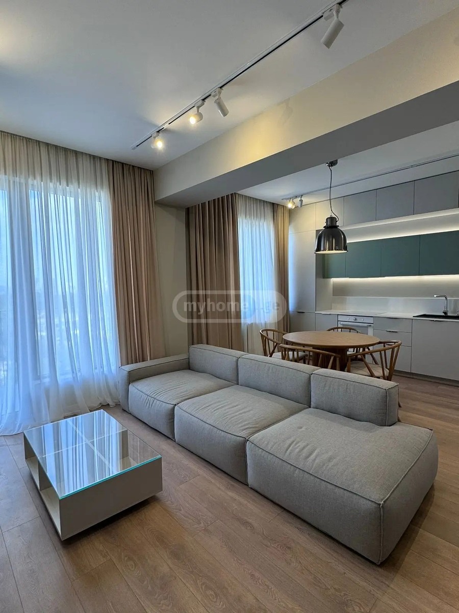 უნივერსიტეტის ქ. 20 - 3 rooms