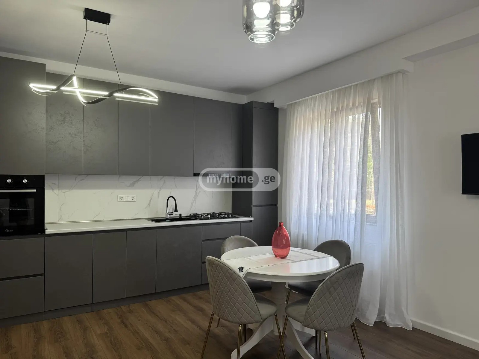 გამსახურდია ზ. გამზ. 5 - 2 rooms