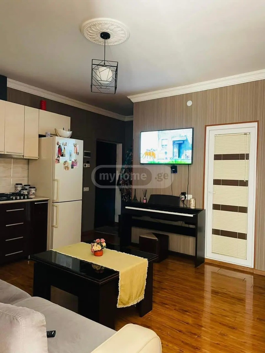 ერისთავის ქ.  - 3 rooms