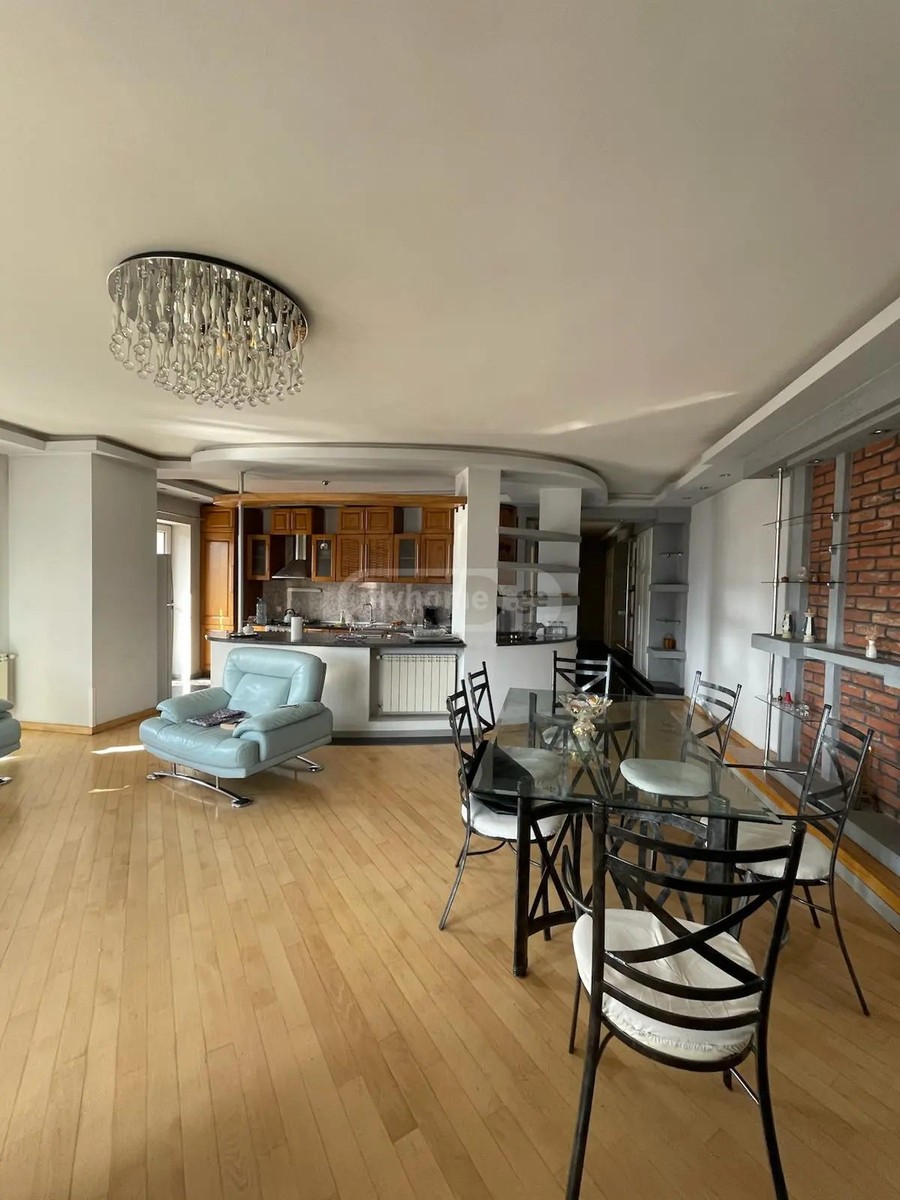 დუშეთის ქ. 14 - 5 rooms