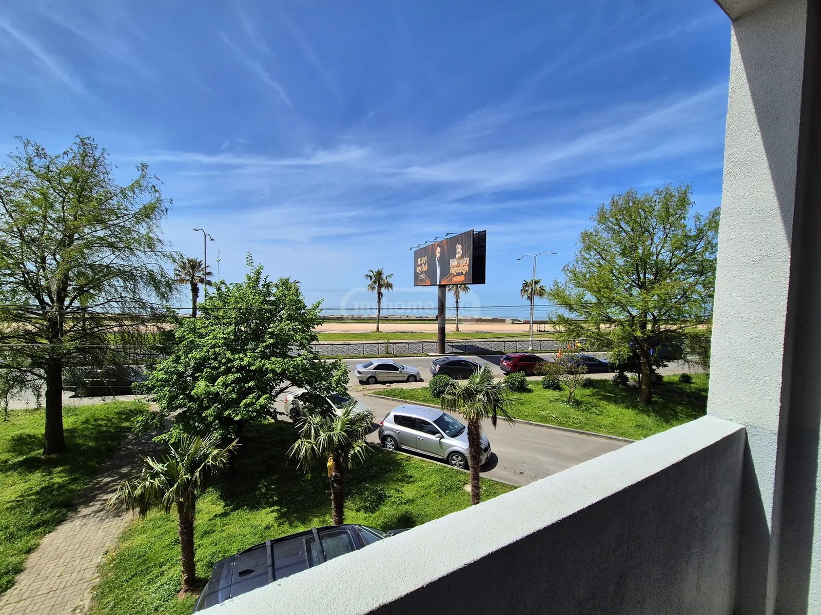 კაჩინსკი ლ. და მ. ქ. 25 - 3 rooms