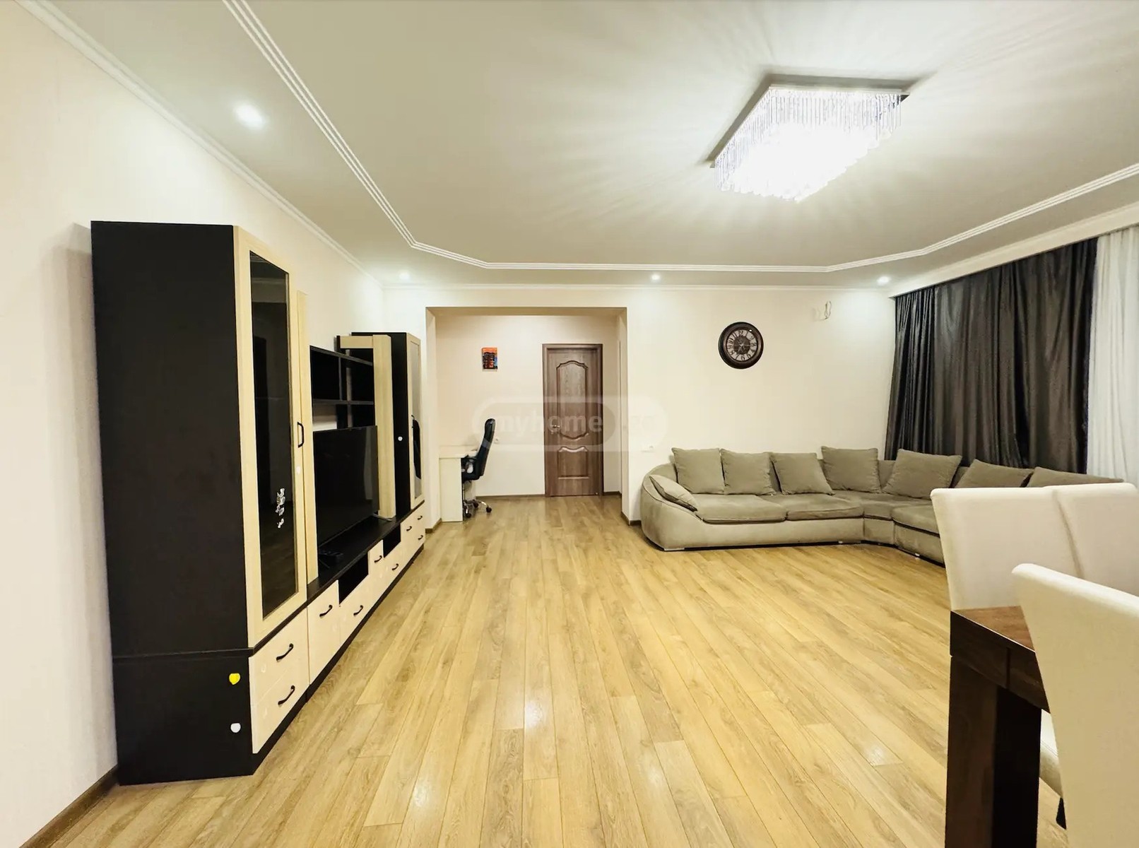 ნუცუბიძის პლ. III-მ/რ  - 4 rooms