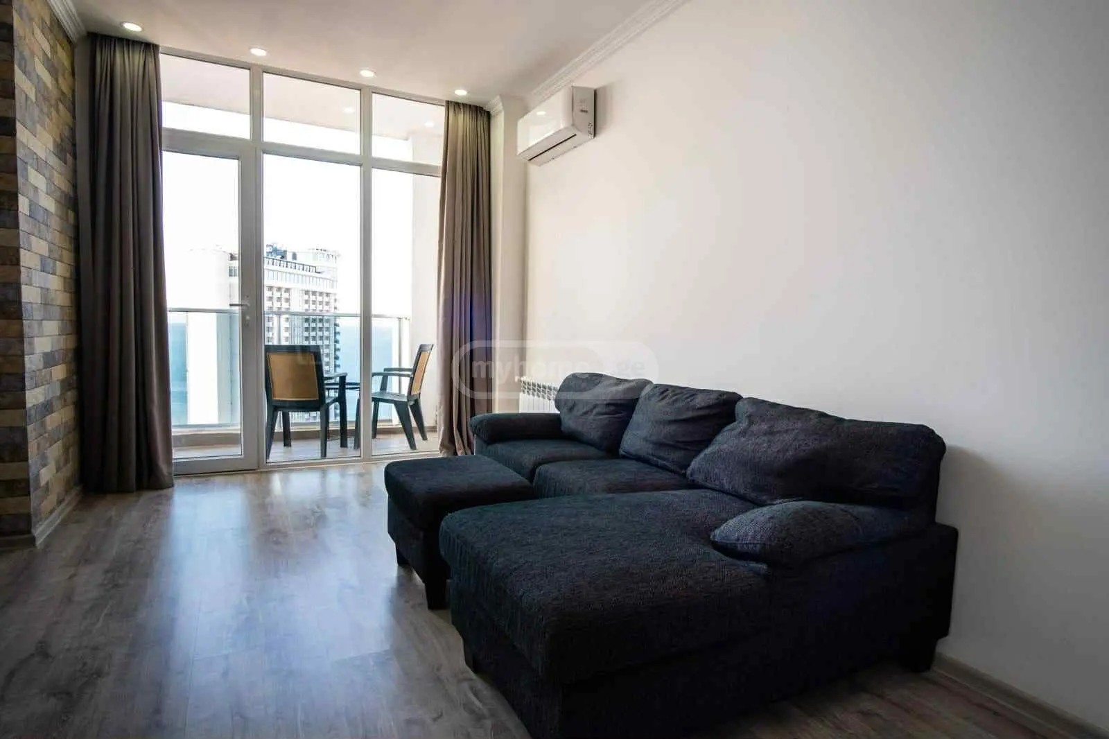 ფიროსმანი ნ. ქ.  - 3 rooms