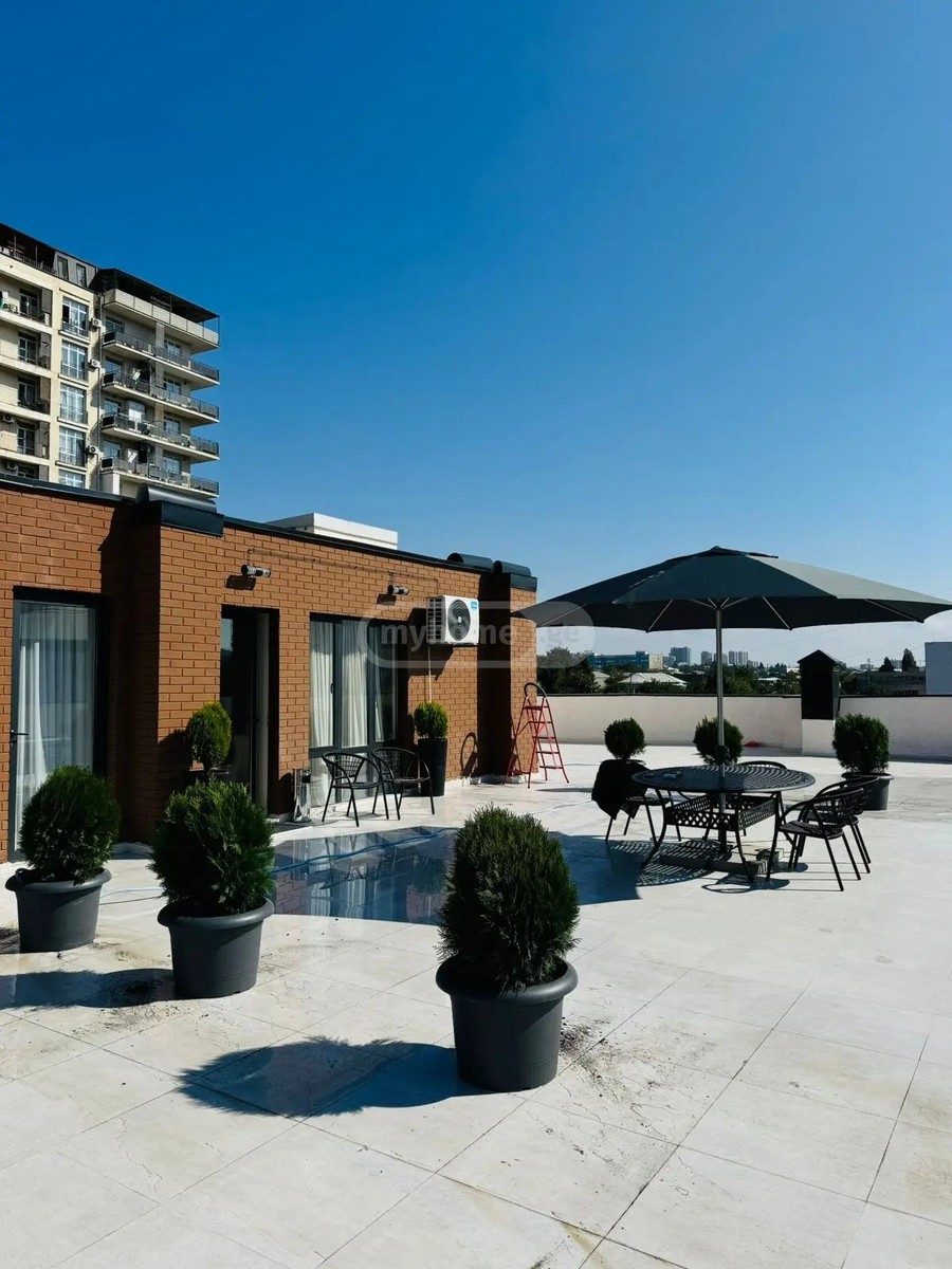 ბერი გაბრიელ სალოსის გამზ. 11 - 4 rooms