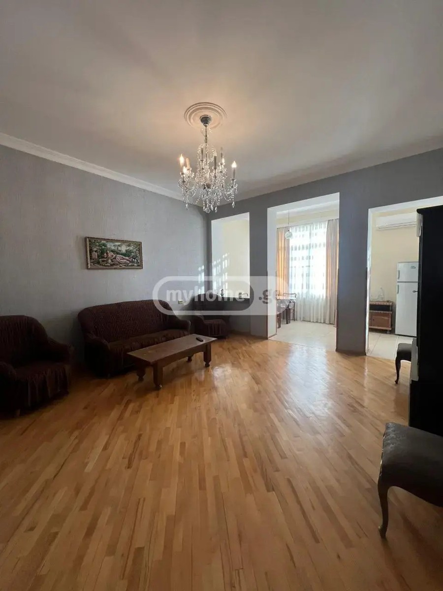 აღმაშენებლის გამზ.  - 4 rooms