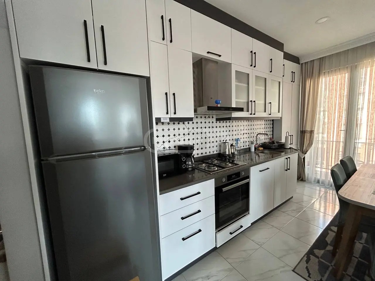 ბარათაშვილი ნ. ქ. 25 - 3 rooms