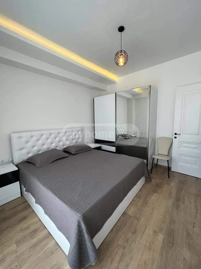 პოლიტკოვსკაია ა. ქ. (ჯიქია)  - 3 rooms