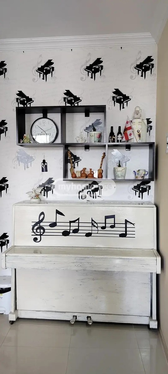 აღმაშენებლის გამზ. 81 - 4 rooms