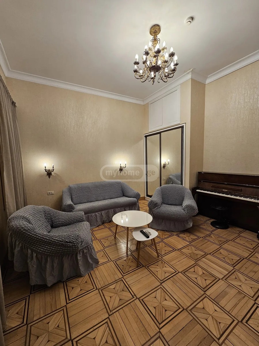 ქიაჩელის ქ. 10 - 4 rooms
