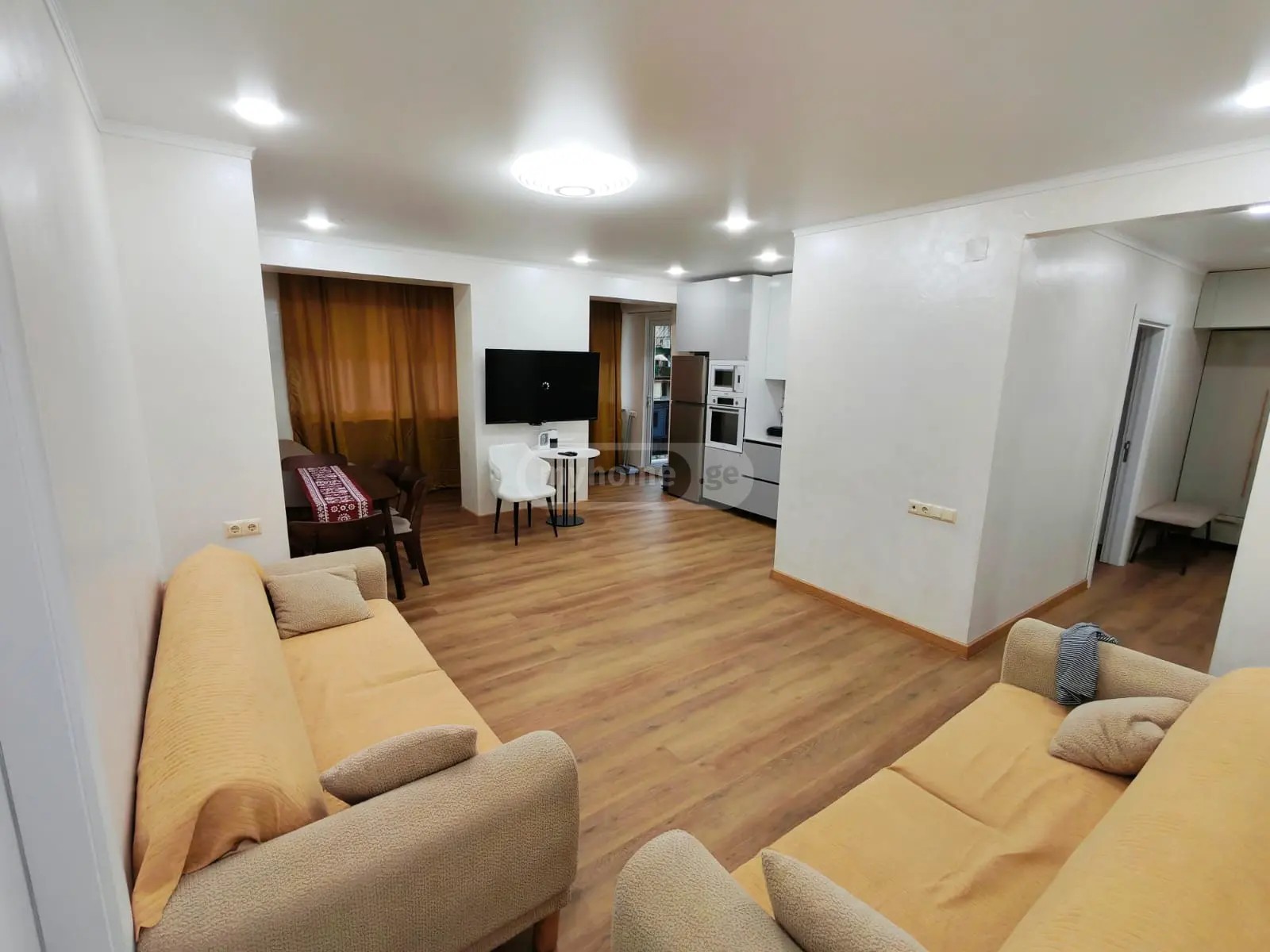 ხიმშიაშვილი შ. ქ. 35 - 4 rooms