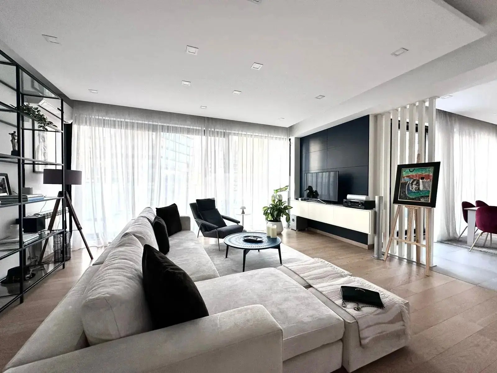 ჭავჭავაძე ი. გამზირი  - 3 rooms