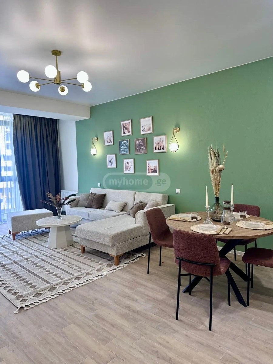 უნივერსიტეტის ქ. 6 - 3 rooms