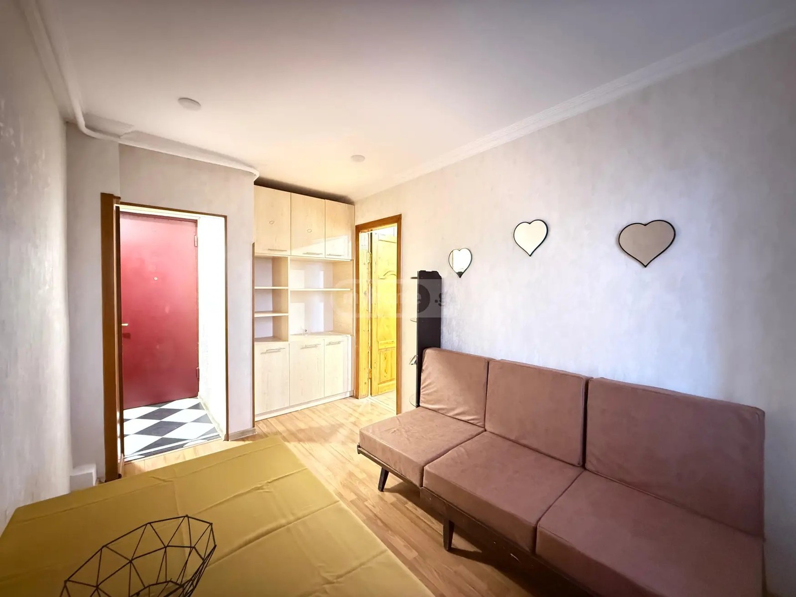 9 აპრილის ქ. 8 - 3 rooms