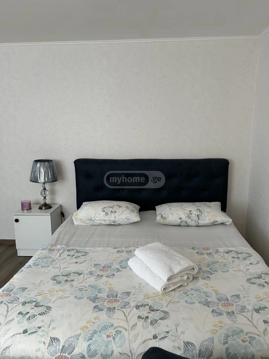 პეტრიწის ქ. 20 - 2 rooms