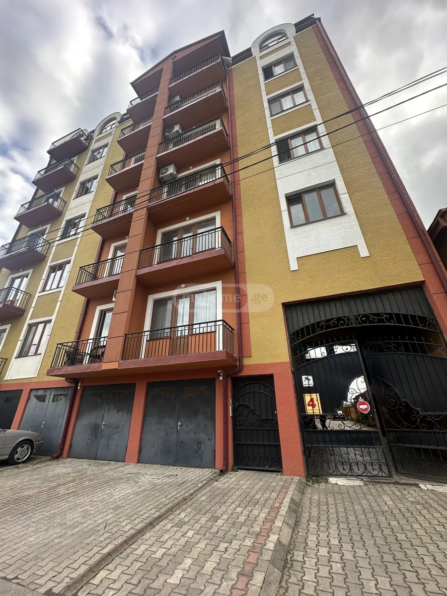სარაჯიშვილი ვ. ქუჩა  - 6 rooms