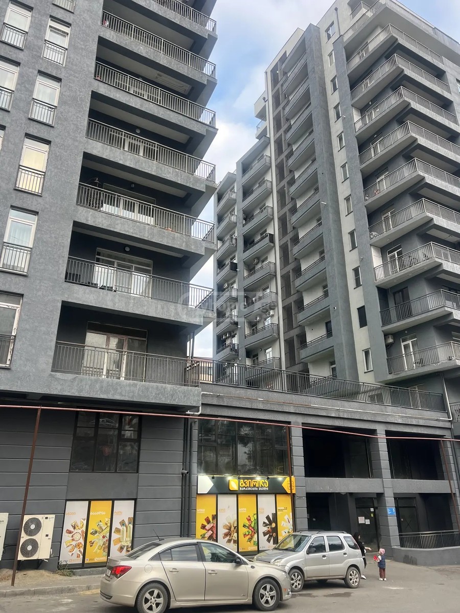 ვარაზი ა. ქ. 5 - 3 rooms