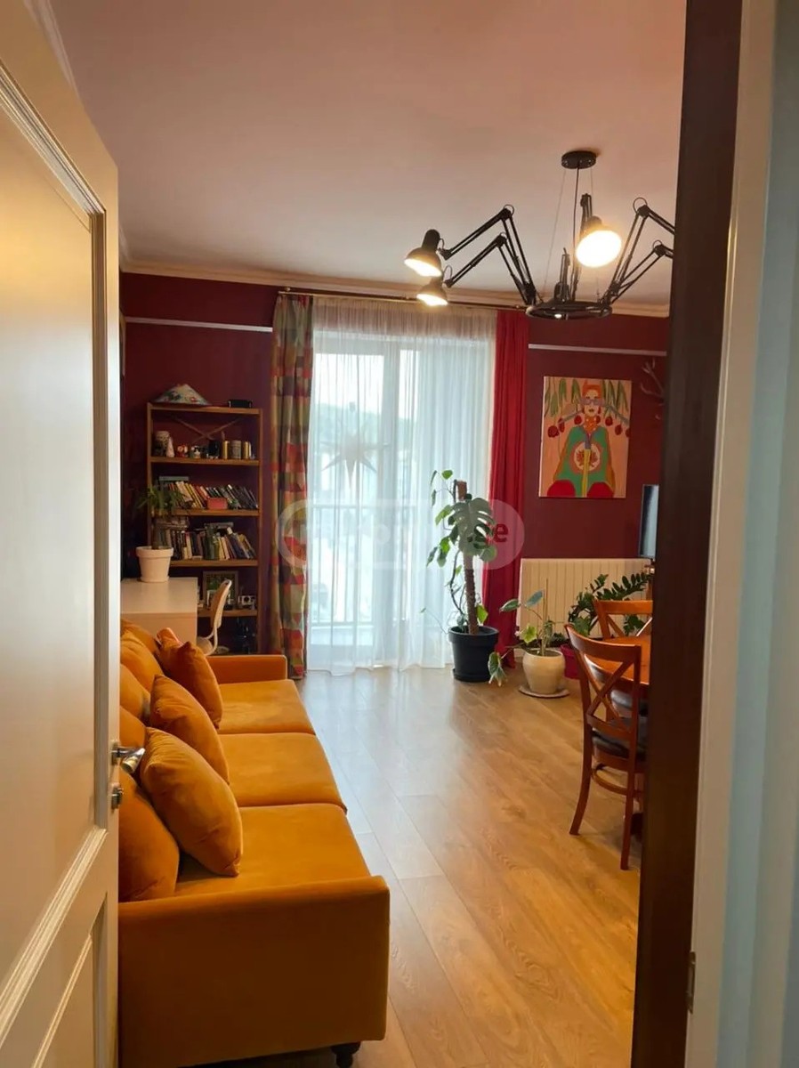 პოლიტკოვსკაია ა. ქ. (ჯიქია) 12ა - 3 rooms