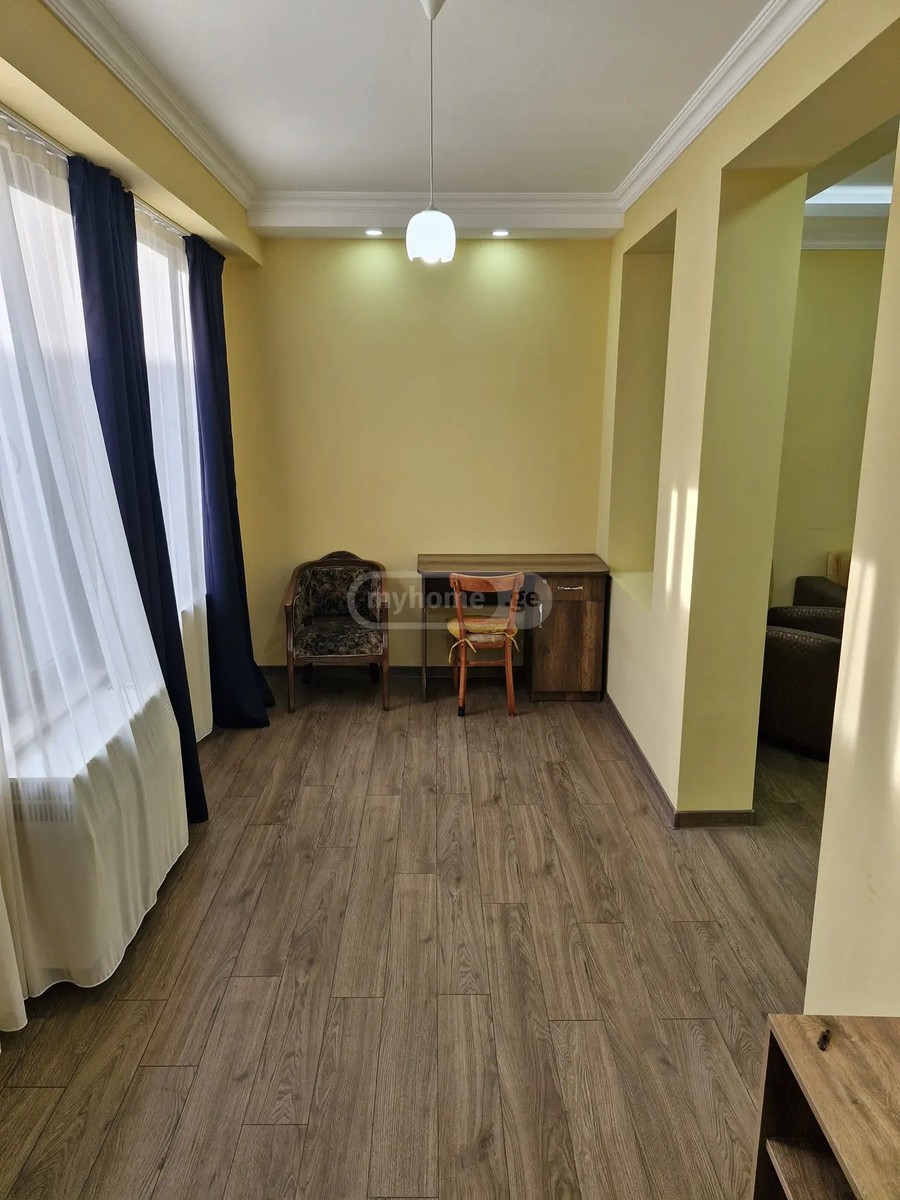 უზნაძის ქუჩა, პირველი ჩიხი 1, ნომერი 5 - 3 rooms