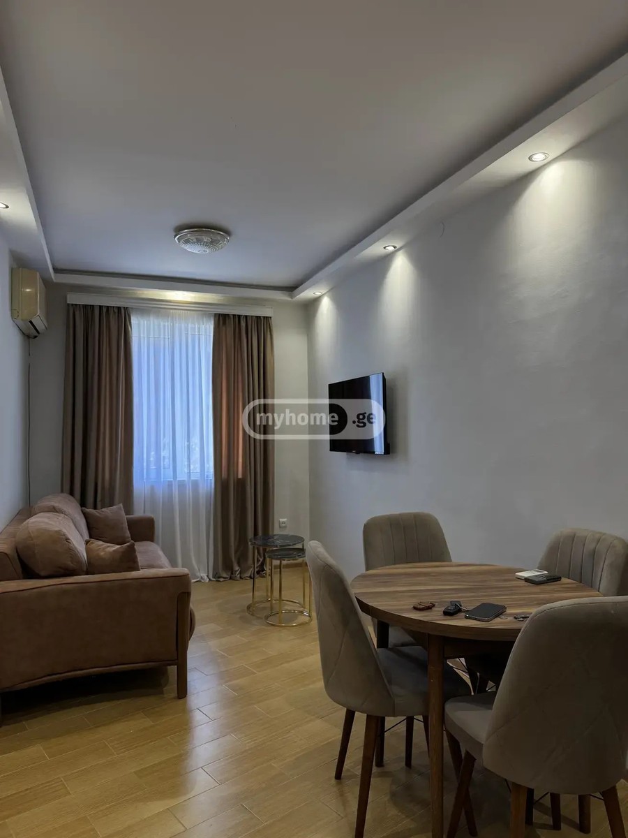 ბუხაიძის ქ.  - 3 rooms