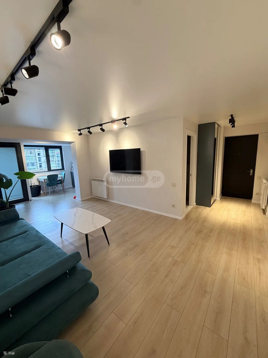 პეკინის გამზ.  - 3 rooms
