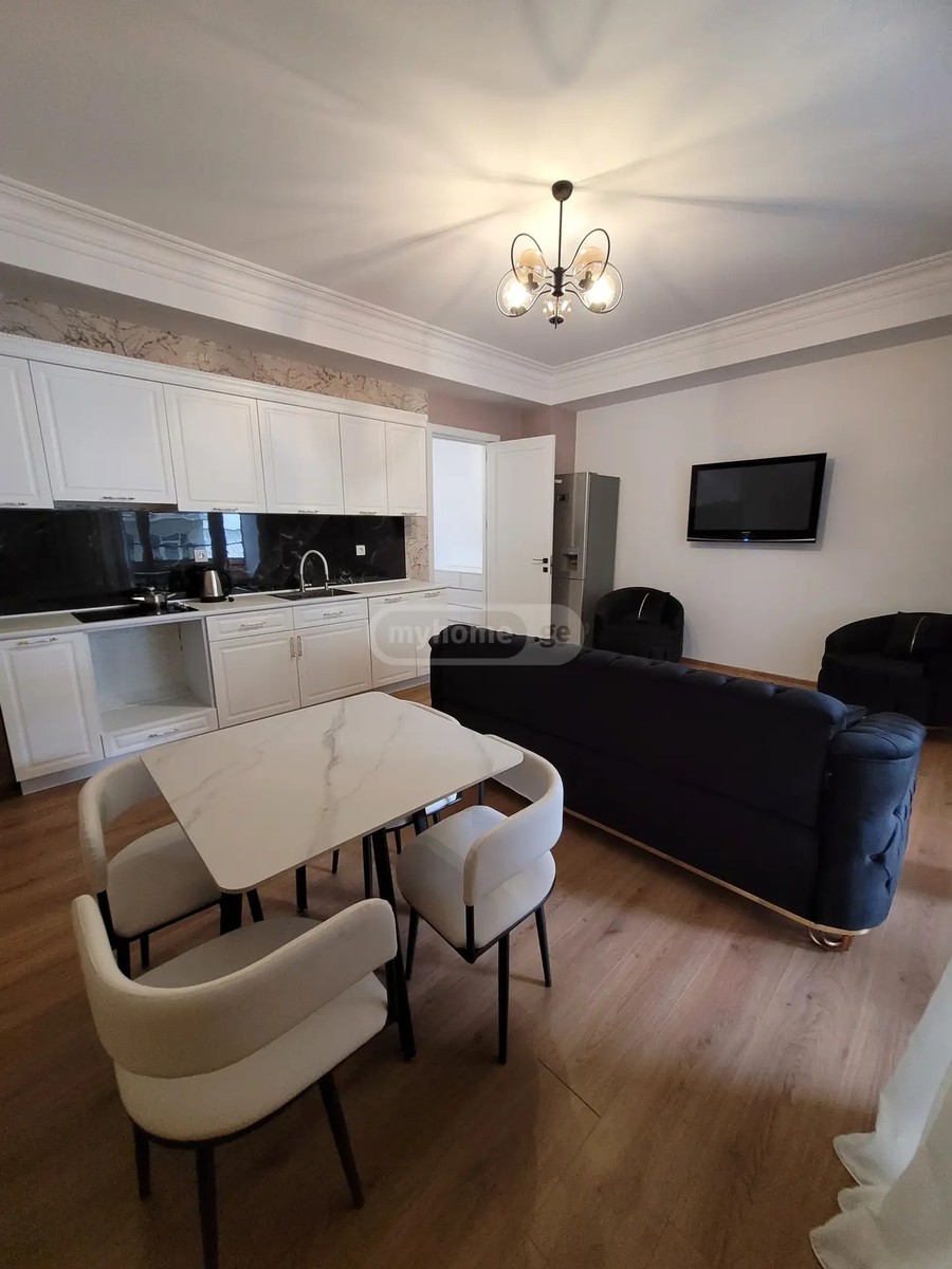 ჭავჭავაძე ი. გამზირი 49ბ - 5 rooms