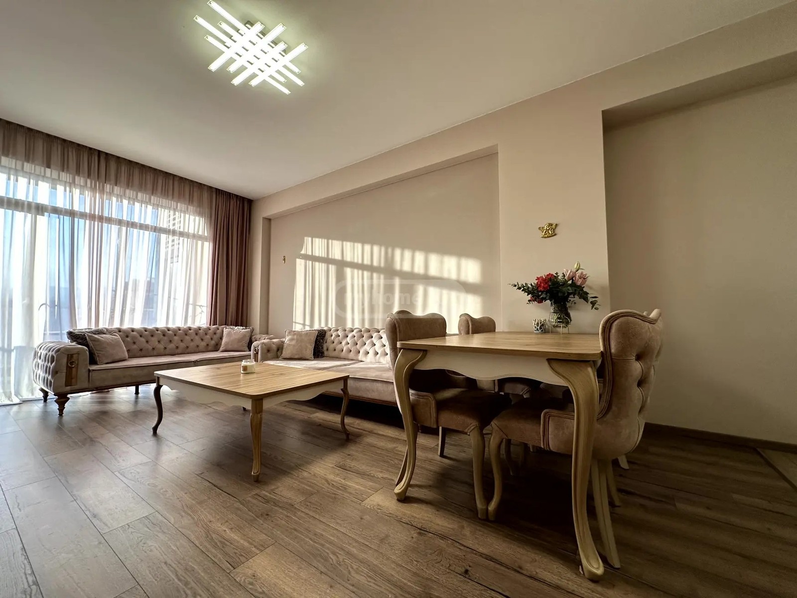 კარტოზია გ. ქ. 10 - 4 rooms