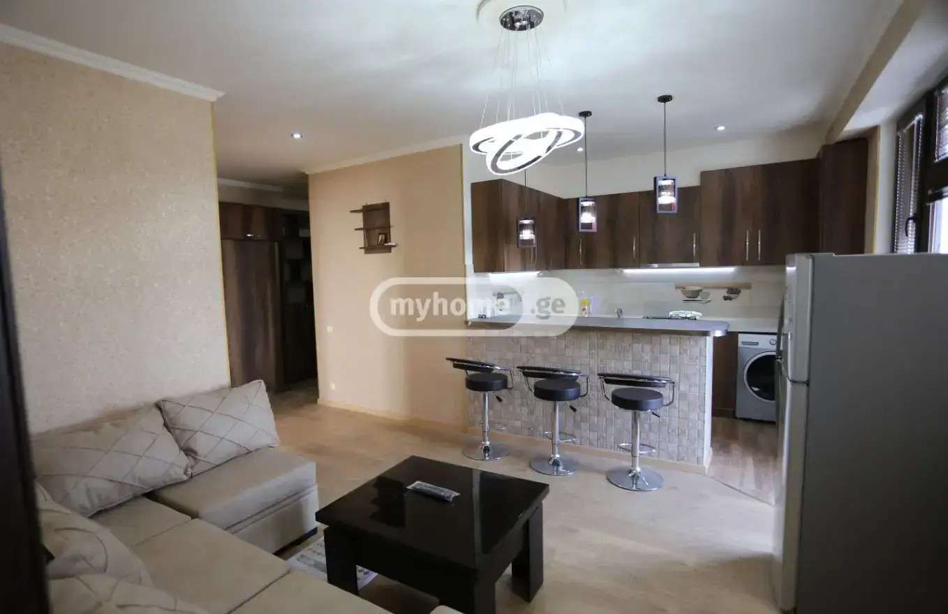 Rustaveli Sh. Avenue - 3 rooms