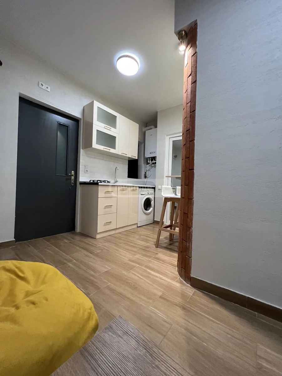 ირბახის ქ. 10 - 1 rooms