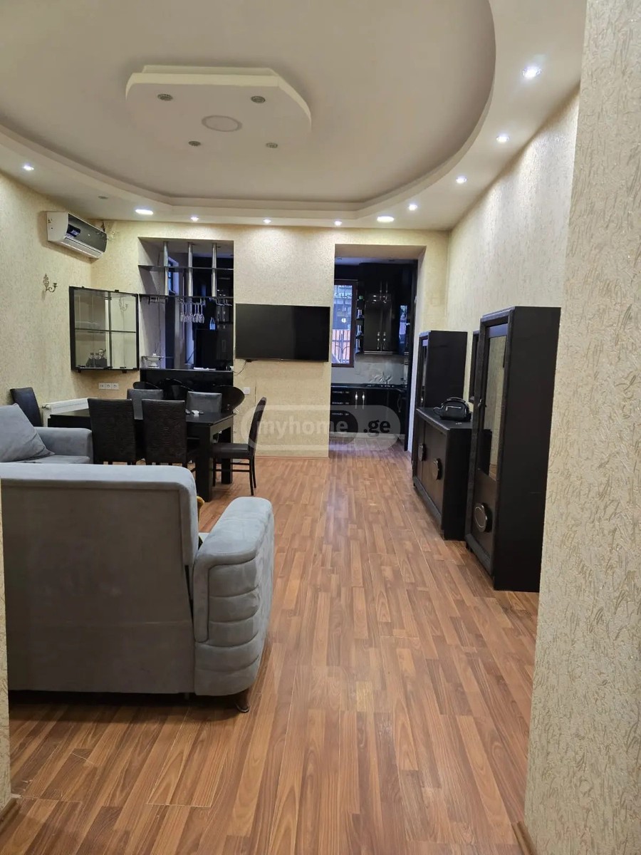 აღმაშენებელი დ. გამზირი # 91-199: 148-184 93 - 3 rooms