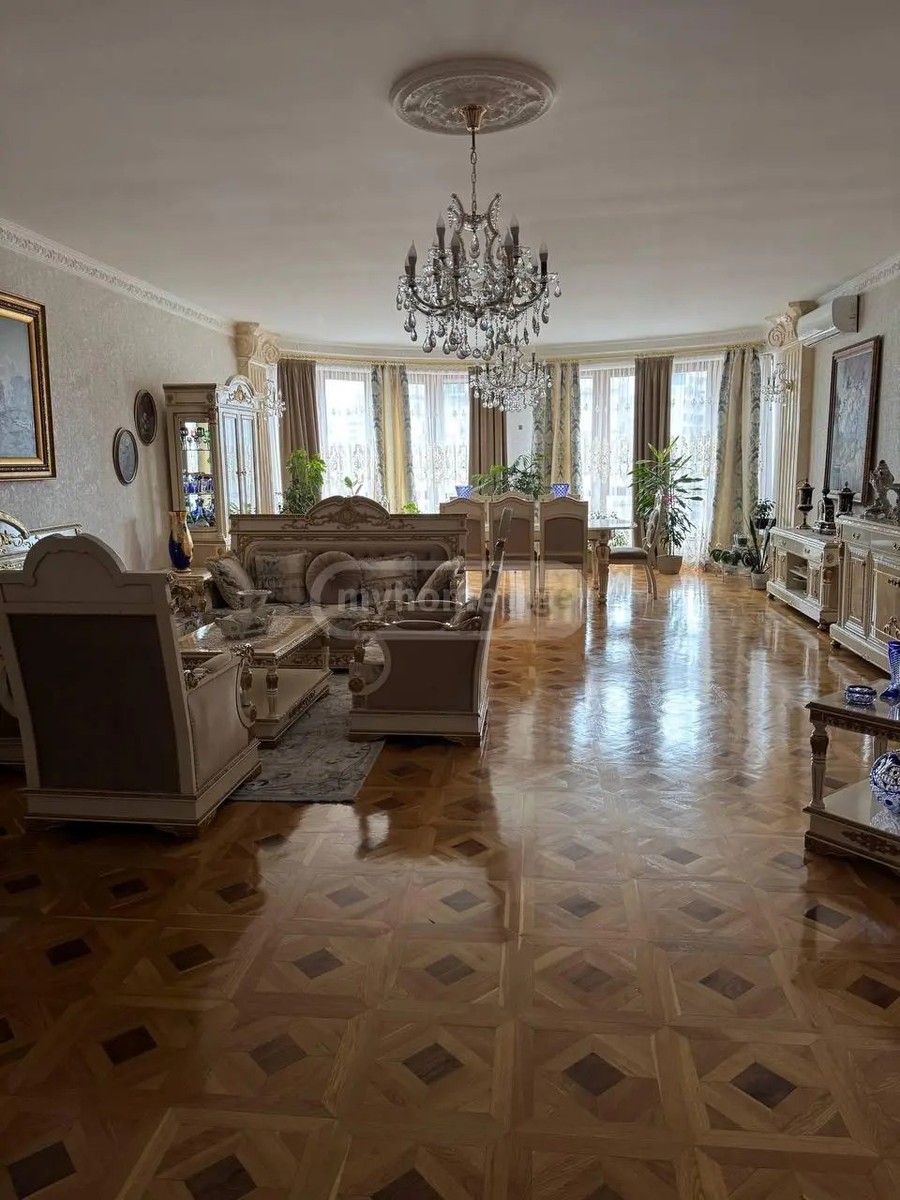 7 ყაზბეგის ქუჩა, ბათუმი 6010, საქართველო - 9 rooms