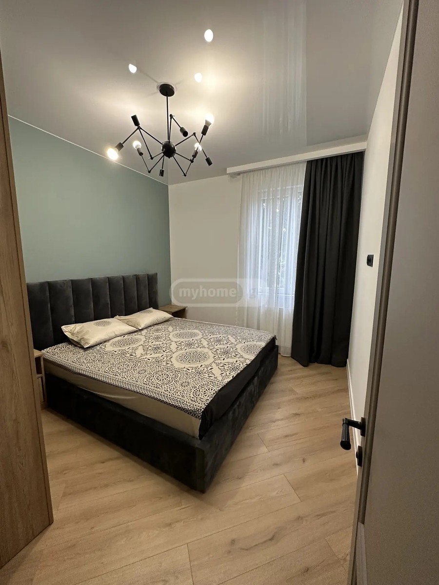 ანგისის ქ. 50 - 3 rooms