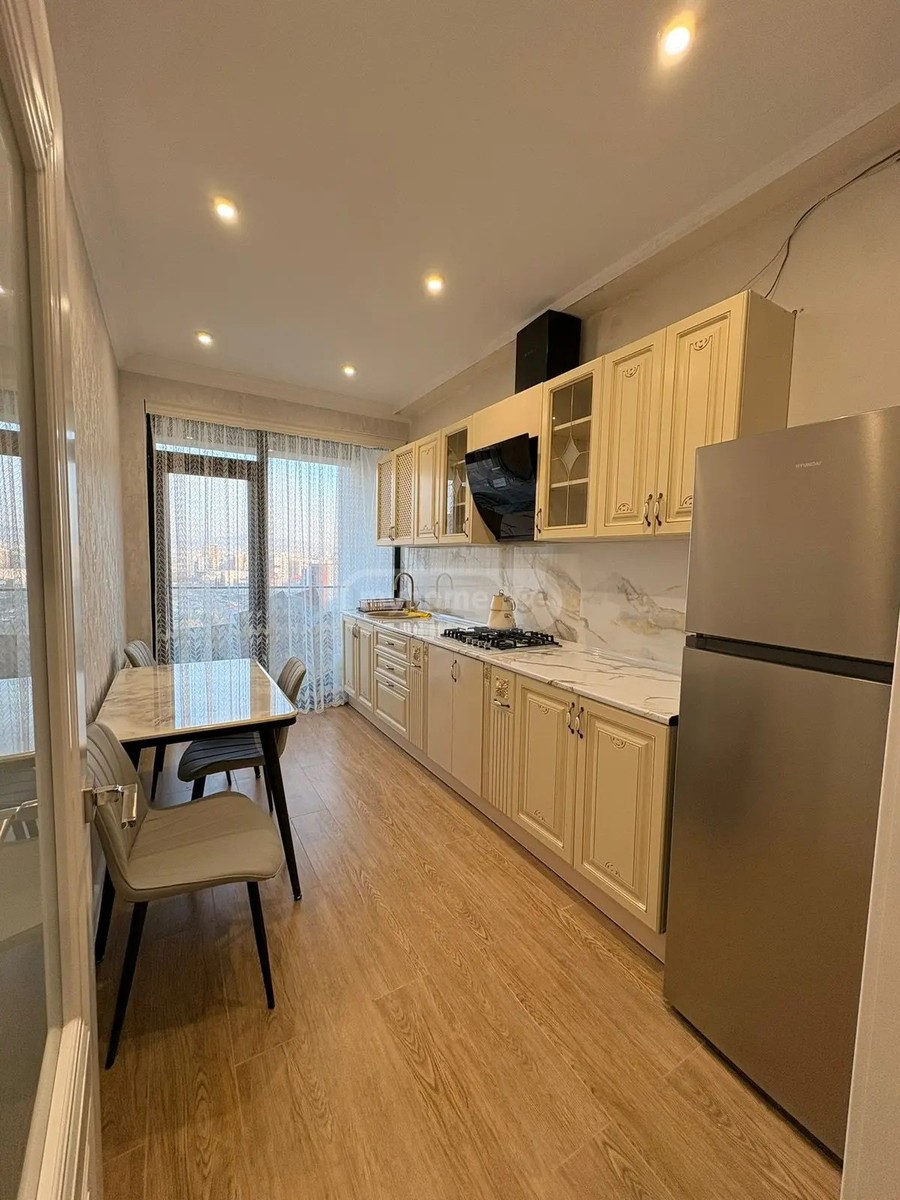 მირიან მეფის ქ. 49 - 4 rooms