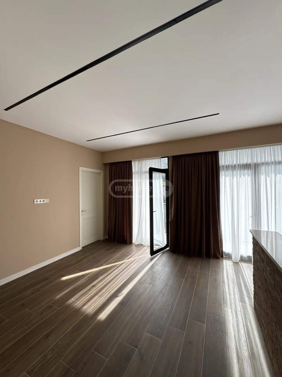 Gorgasali V. street 40 - 3 rooms