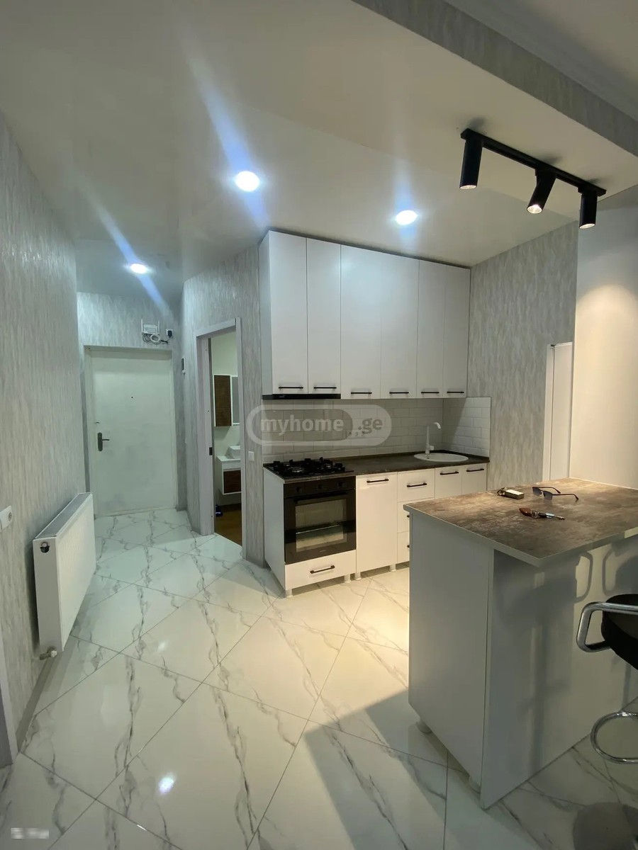 ბუხაიძის ქ. 4ე - 3 rooms