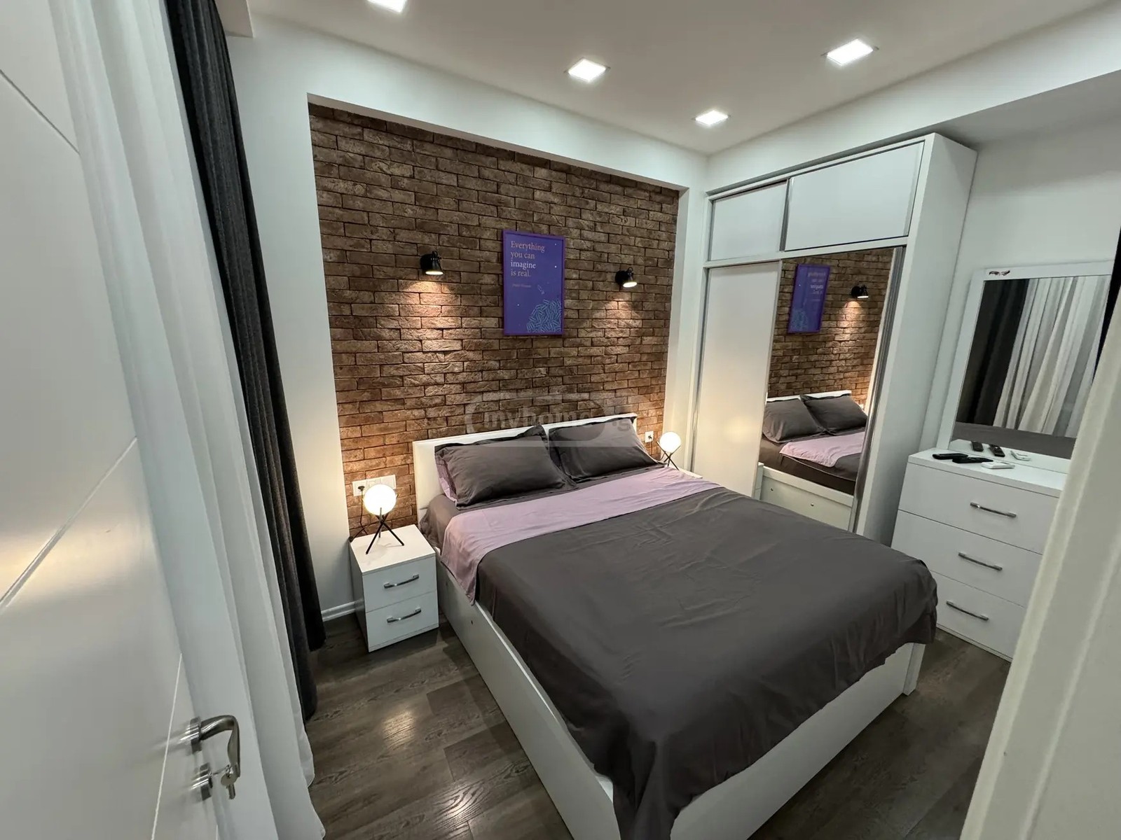 კლდიაშვილი დ. ქ. 14 - 3 rooms