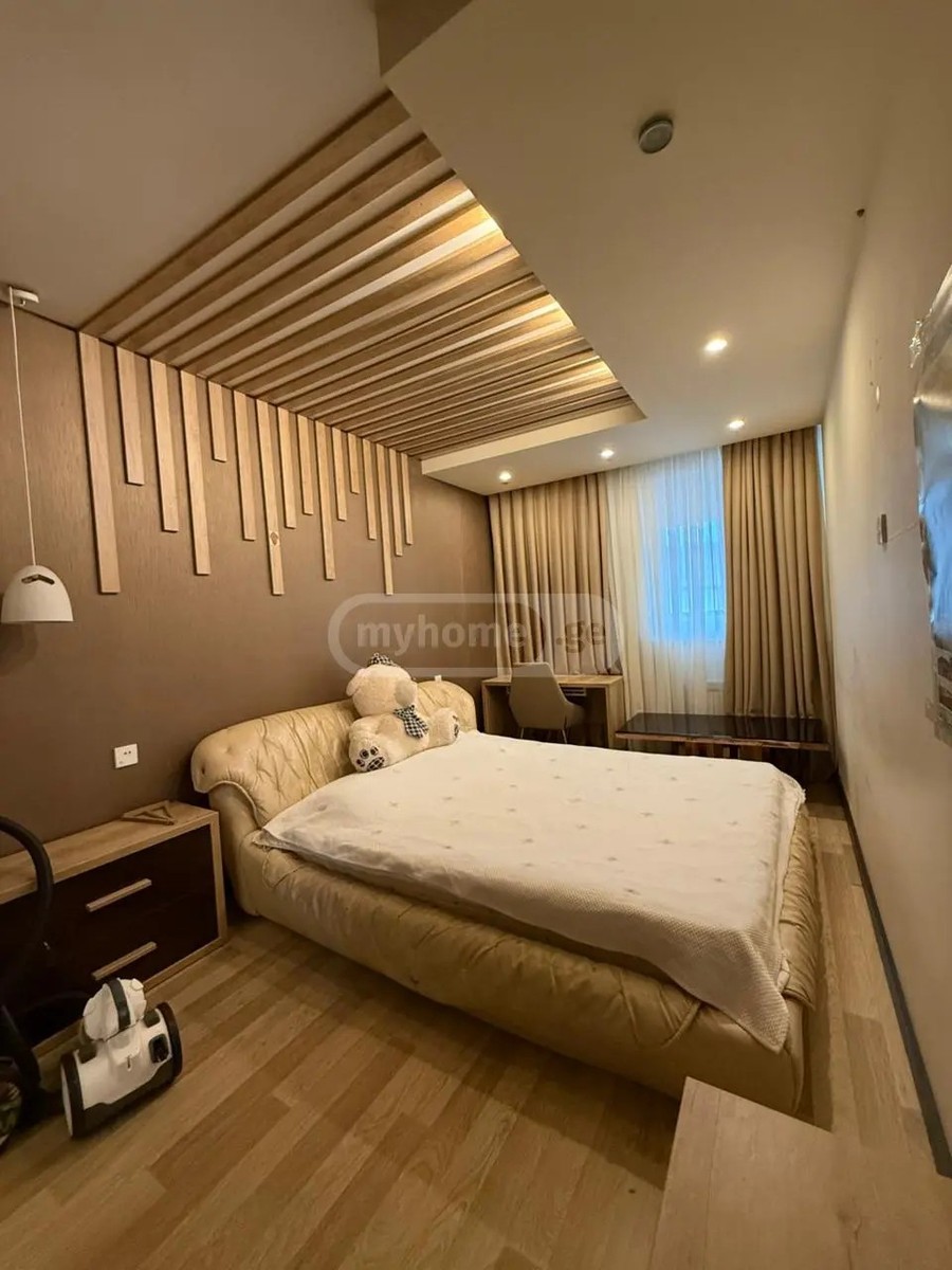 ფარნავაზ მეფის ქ.  - 4 rooms