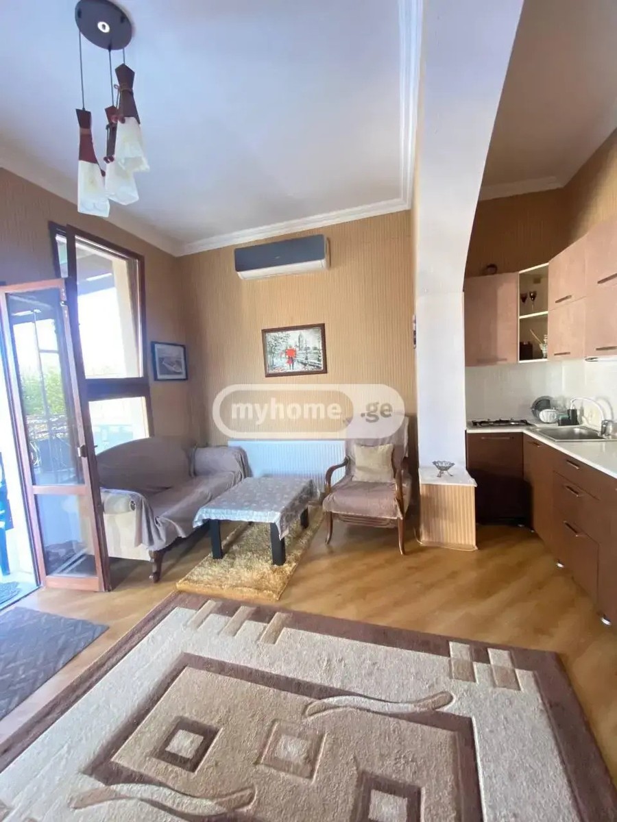 ბელინსკის ქ.  - 3 rooms