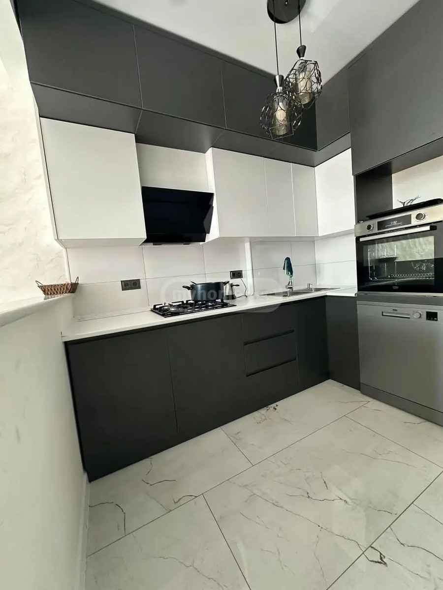 ფრიდონ ხალვაშის ქუჩა 101 - 3 rooms