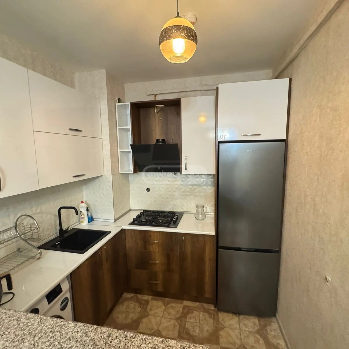 ბერი გაბრიელ სალოსის გამზ. 127 - 2 rooms