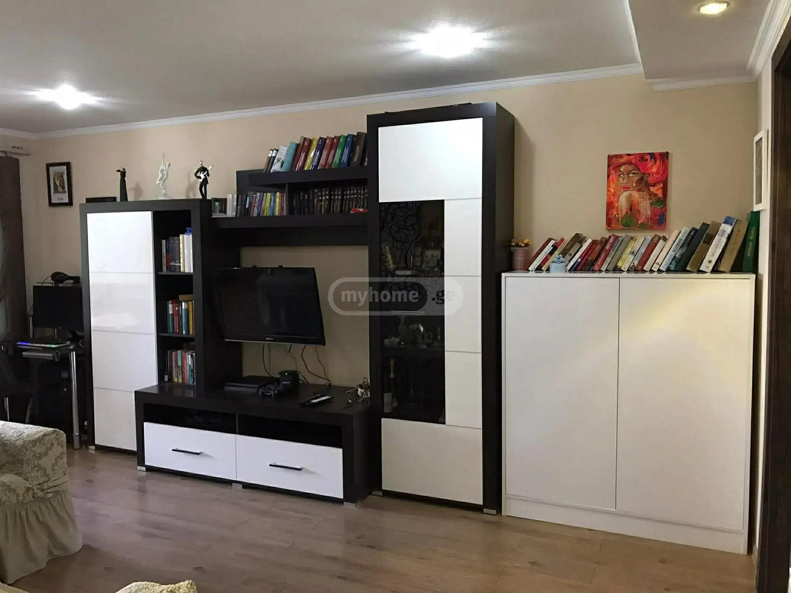 ხმელნიცკი ბ. ქ.  - 3 rooms