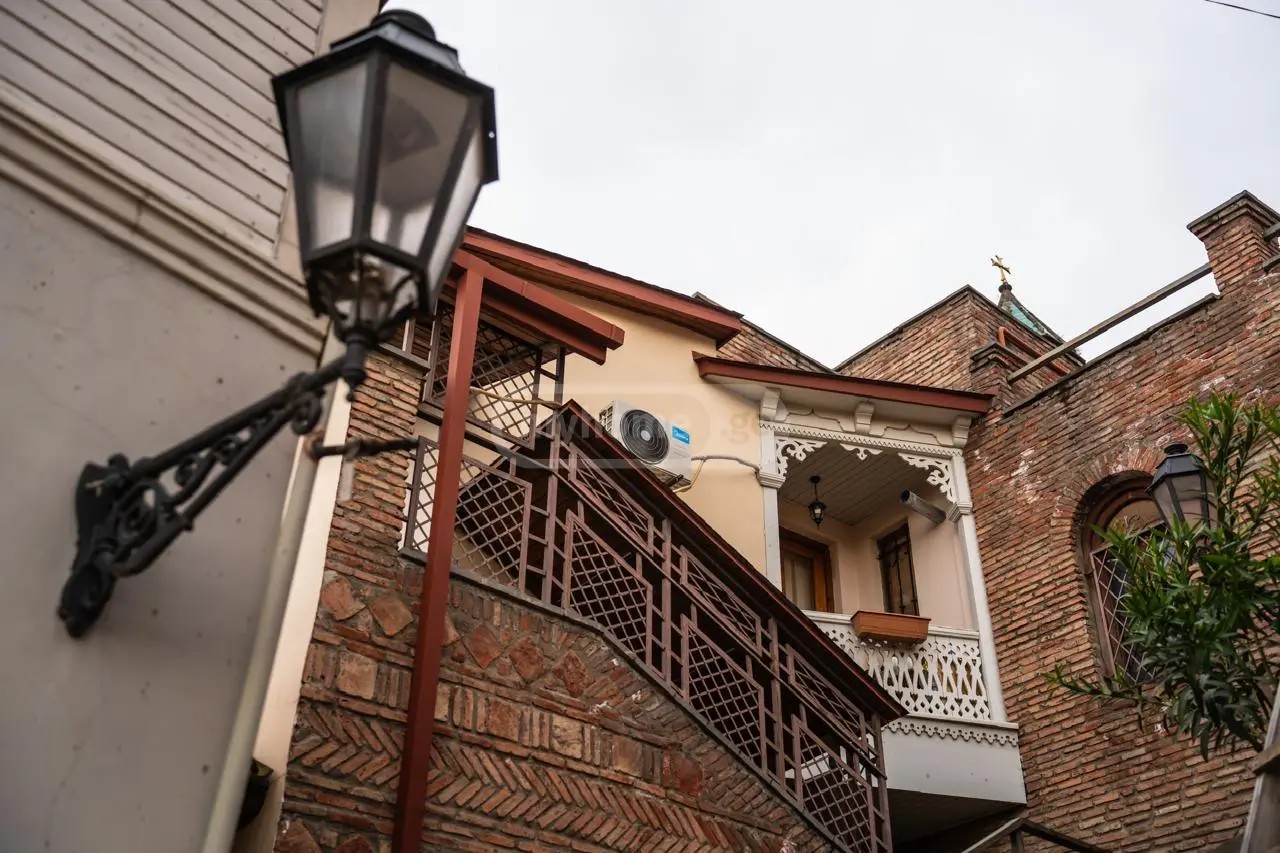 გომის ქ. 9 - 4 rooms