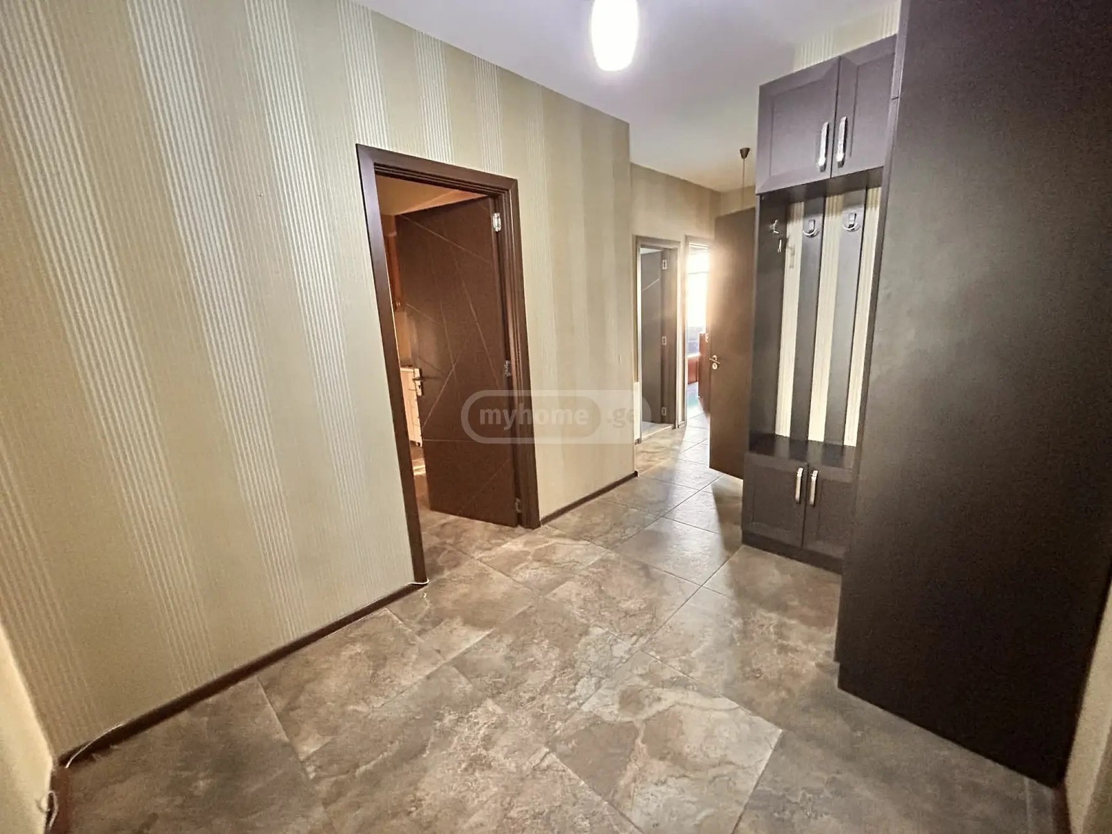 პეტრე იბერის ქ. 4 - 3 rooms