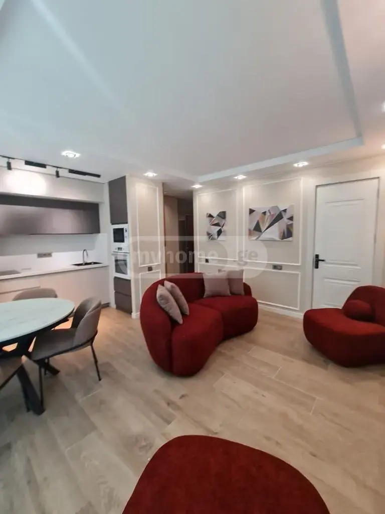 კაჩინსკი ლ. და მ. ქ.  - 3 rooms