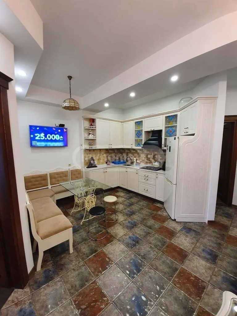 ხიმშიაშვილი შ. ქ. 1 - 3 rooms